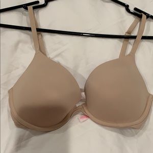 Pink victoria secret bra